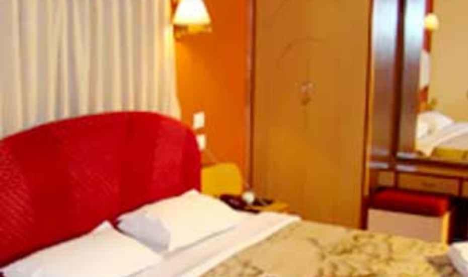Hotel Dream Land Phulabāni Eksteriør billede